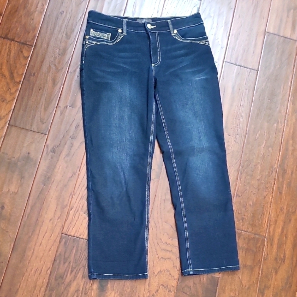 Chico's Dark Blue Crop Jeans with Embellishments size 0.5 (6)